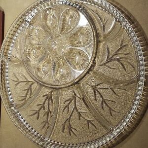 Indiana Glass Egg Hors D'oeuvre Tray 1-13"